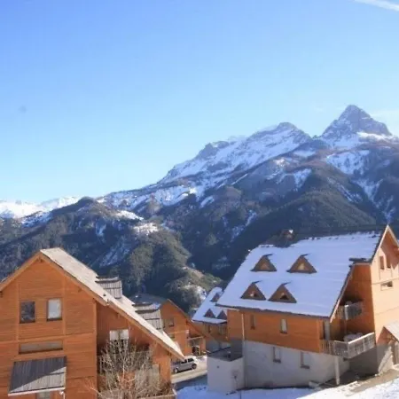 House Chalet 10 Personnes Grand Chalet Praroustan - Jolie Prestation. Chalet